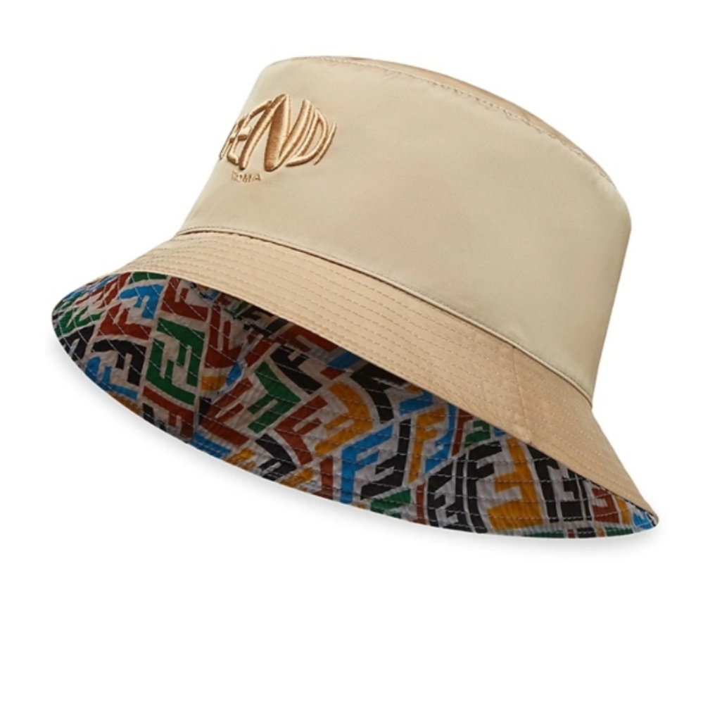 Reversible Fendi Multicolored Hat